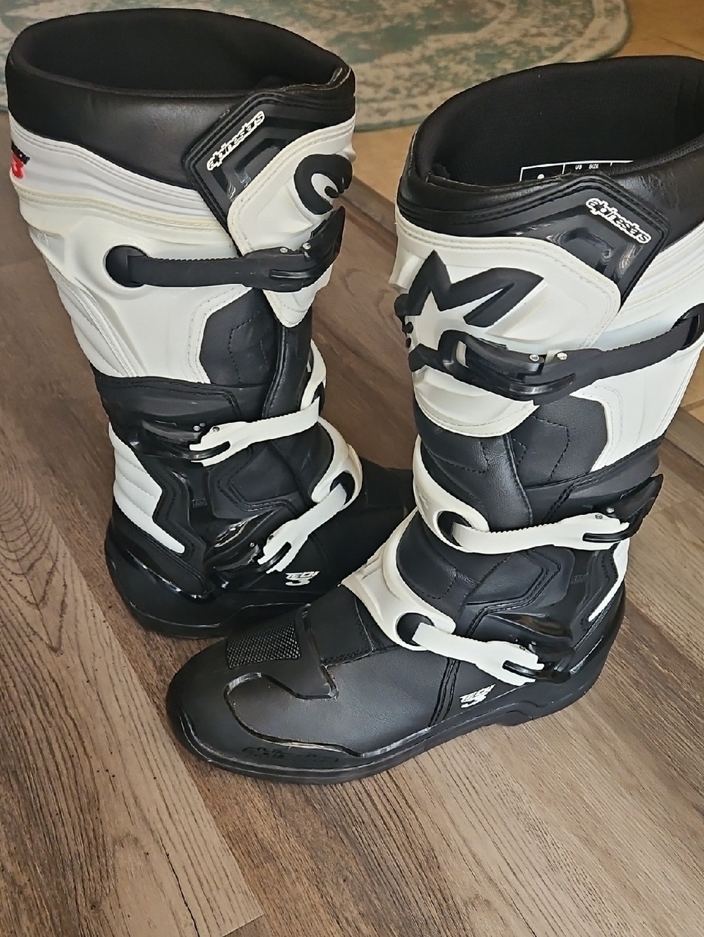 Alpinestars Black & White Tech 3 Motocross Boots Excellent Condition